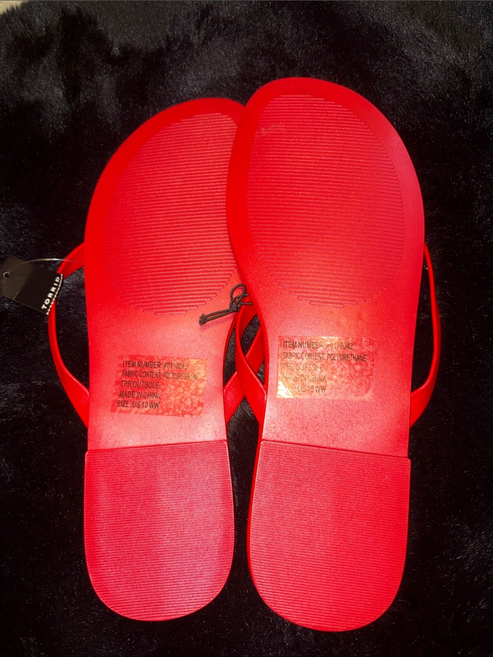 torrid Bright Red Minimalist Flip Sandals - Picture 5 of 5